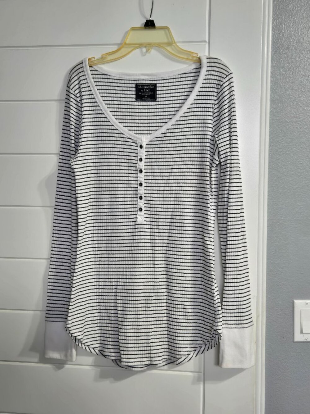 Abercrombie & Fitch Medium Women's White w/Black Stripes Henley